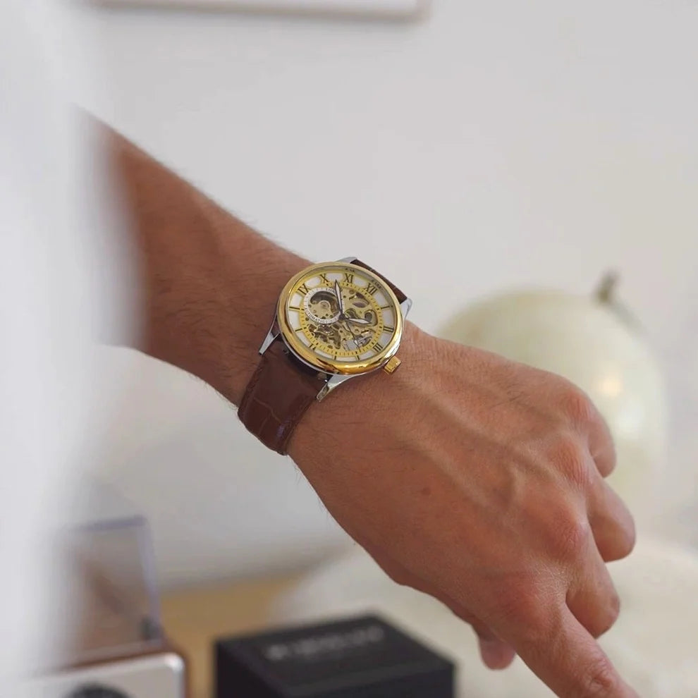 Triovra - Edelstahl Uhr + Gratis Case